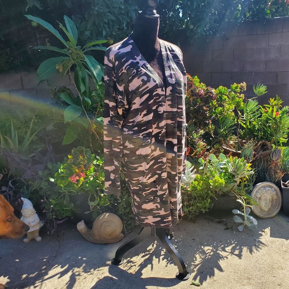 Sanctuary camo duster sweater, M - Picture 2 of 7